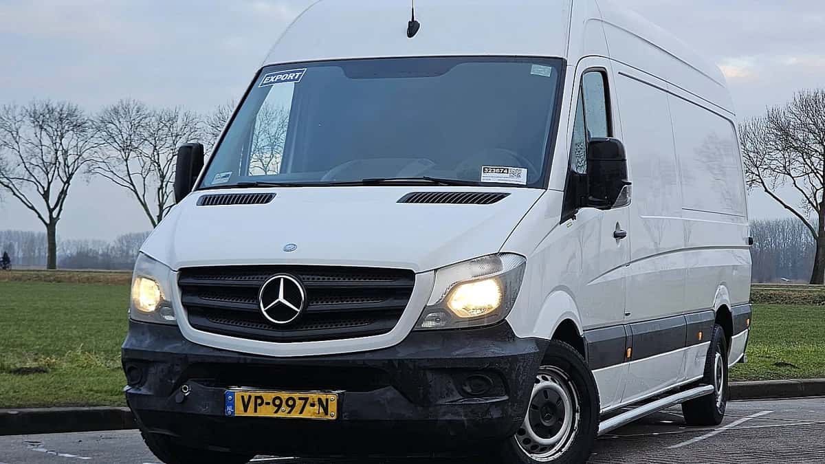 Mercedes-Benz Sprinter (2015) — foto 1