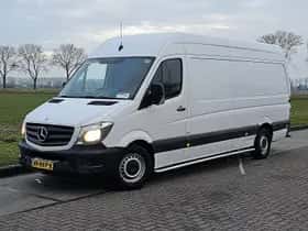Mercedes-Benz Sprinter (2015) thumbnail 2