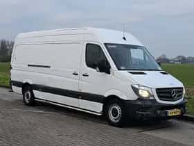 Mercedes-Benz Sprinter (2015) thumbnail 4