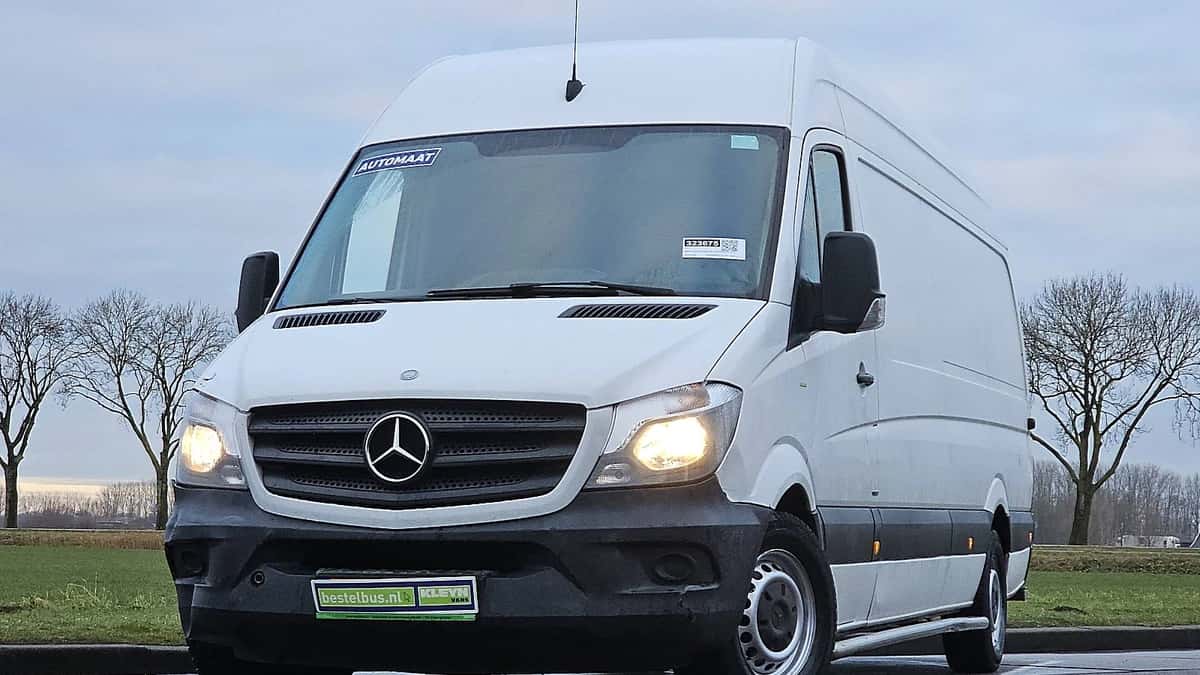Mercedes-Benz Sprinter (2015) — foto 1