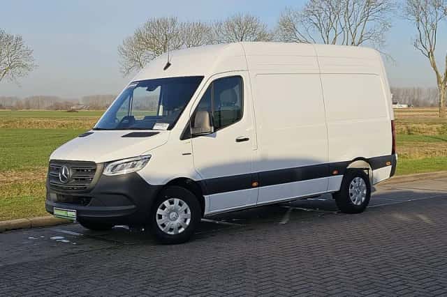 Mercedes-Benz eSprinter (2026) thumbnail 2