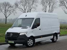 Mercedes-Benz eSprinter (2024) thumbnail 2