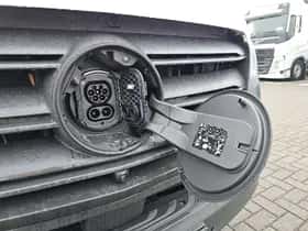 Mercedes-Benz eSprinter (2024) thumbnail 23