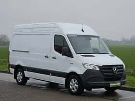 Mercedes-Benz eSprinter (2024) thumbnail 4
