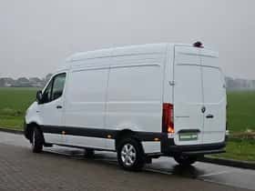 Mercedes-Benz eSprinter (2024) thumbnail 5