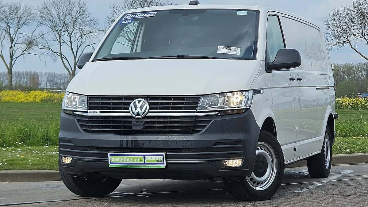 Volkswagen Transporter (2020) — foto 1