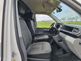 Volkswagen Transporter (2020) thumbnail 6
