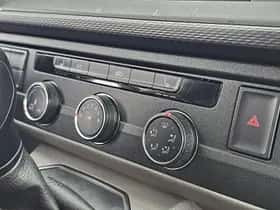 Volkswagen Transporter (2020) thumbnail 9