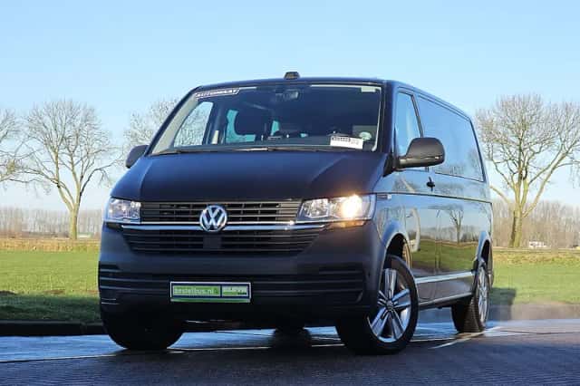 Volkswagen Transporter (2022) thumbnail 1