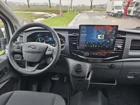 Ford E-Transit (2025) thumbnail 7