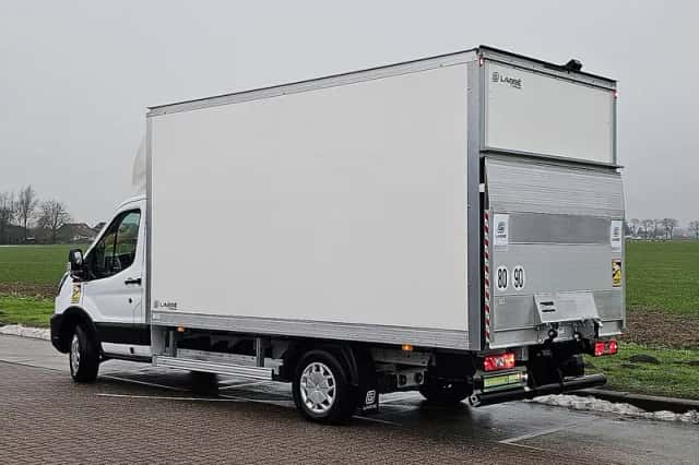 Ford E-Transit (2025) thumbnail 5