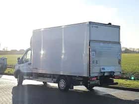Ford E-Transit (2025) thumbnail 5