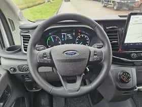 Ford E-Transit (2025) thumbnail 10