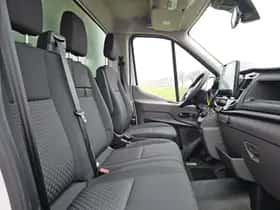Ford E-Transit (2025) thumbnail 6