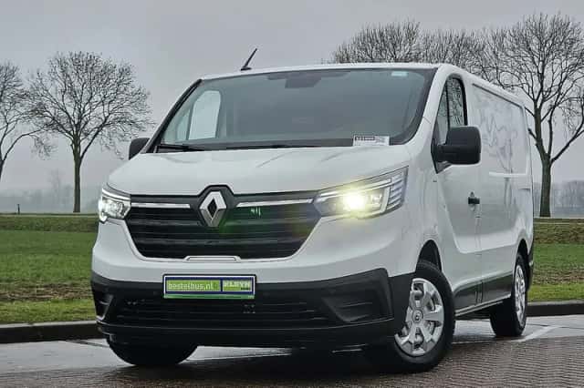 Renault Trafic (2022) thumbnail 1