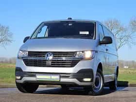Volkswagen Transporter (2021) thumbnail 1