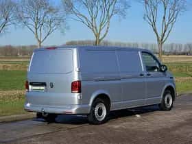 Volkswagen Transporter (2021) thumbnail 3