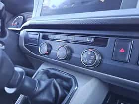 Volkswagen Transporter (2021) thumbnail 9