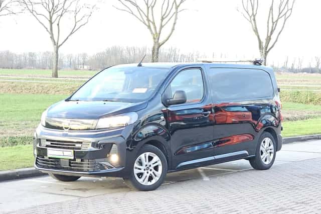 Opel Vivaro (2024) thumbnail 2