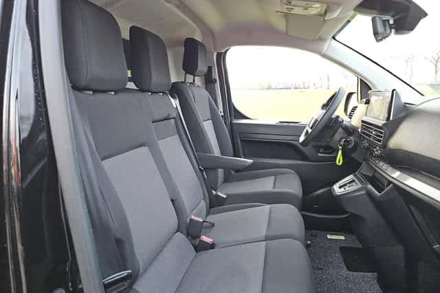 Opel Vivaro (2024) thumbnail 6