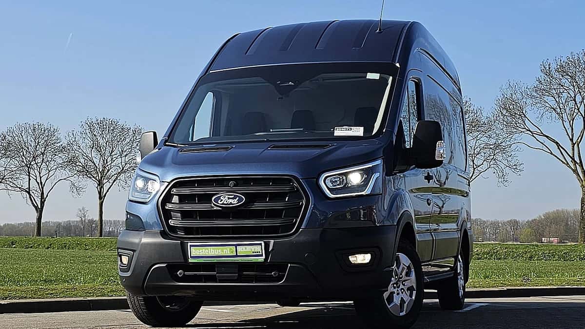 Ford Transit (2024) — foto 1