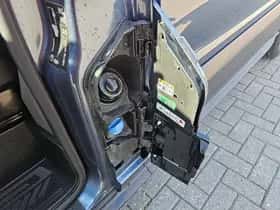 Ford Transit (2024) thumbnail 17
