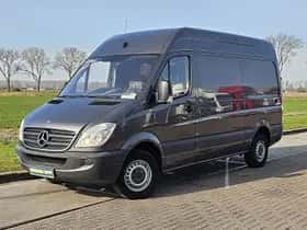 Mercedes-Benz Sprinter (2012) thumbnail 2