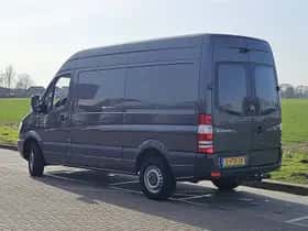 Mercedes-Benz Sprinter (2012) thumbnail 5