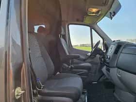 Mercedes-Benz Sprinter (2012) thumbnail 6