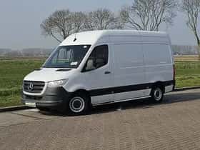 Mercedes-Benz Sprinter (2019) thumbnail 2