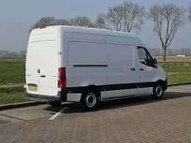 Mercedes-Benz Sprinter (2019) thumbnail 3