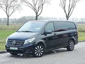 Mercedes-Benz Vito (2022) thumbnail 2