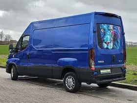 Iveco Daily (2022) thumbnail 5