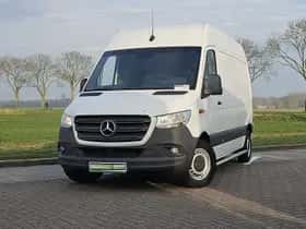 Mercedes-Benz Sprinter (2020) thumbnail 1