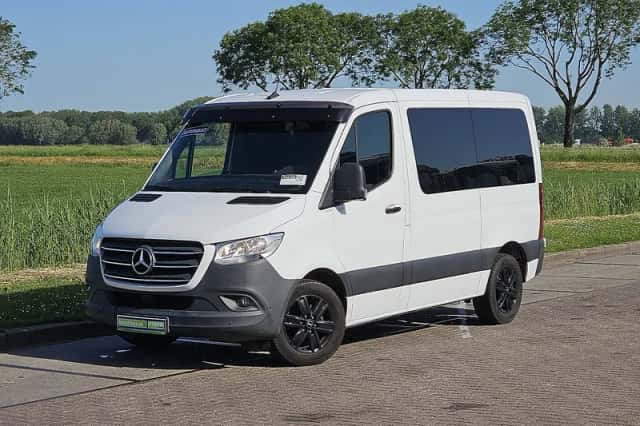 Mercedes-Benz Sprinter (2019) thumbnail 2