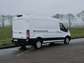 Ford Transit (2021) thumbnail 3