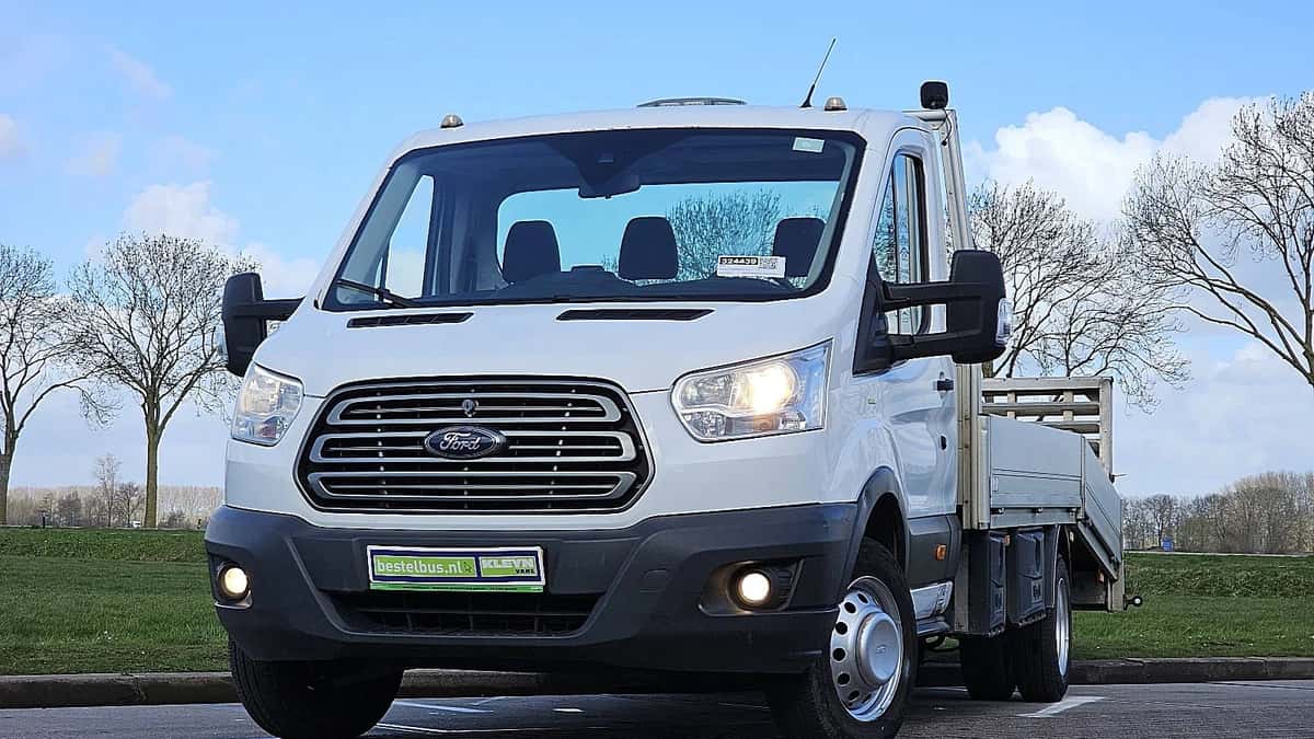 Ford Transit (2017) — foto 1