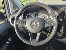 Mercedes-Benz Vito (2024) thumbnail 11