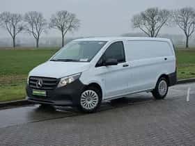 Mercedes-Benz Vito (2024) thumbnail 2
