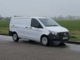 Mercedes-Benz Vito (2024) thumbnail 4