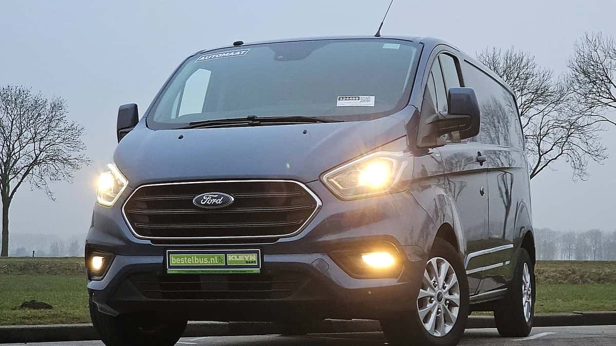 Ford Transit (2019) — foto 1
