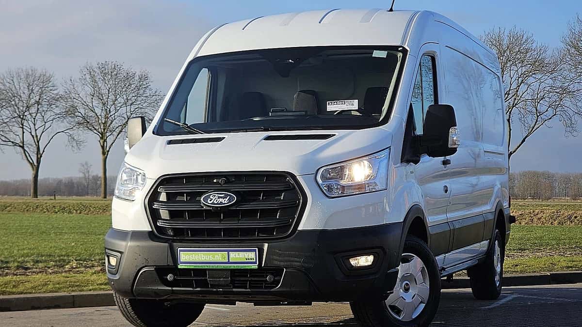 Ford Transit (2024) — foto 1