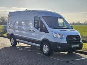 Ford Transit (2024) thumbnail 4