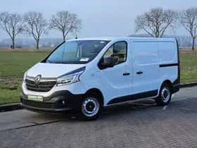 Renault Trafic (2020) thumbnail 2