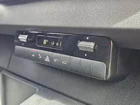Mercedes-Benz Sprinter (2021) thumbnail 9