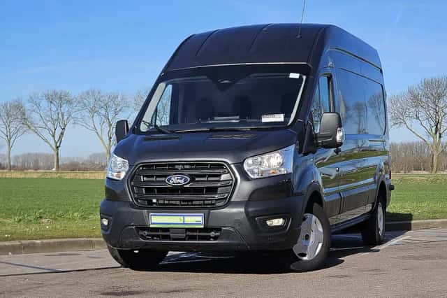 Ford Transit (2024) thumbnail 1