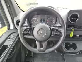 Mercedes-Benz Sprinter (2020) thumbnail 9