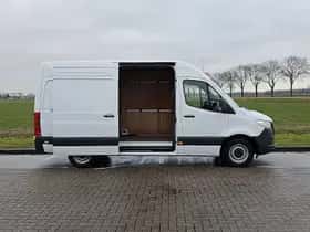 Mercedes-Benz Sprinter (2024) thumbnail 13