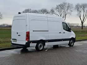 Mercedes-Benz Sprinter (2024) thumbnail 3