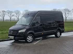 Mercedes-Benz Sprinter (2018) thumbnail 2